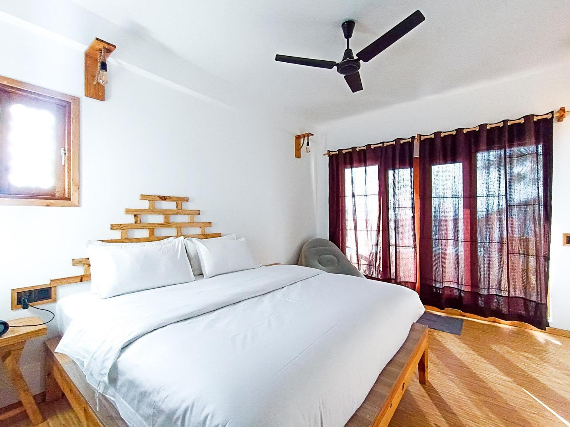 Hotel Manta Sea View Himandhoo Exterior foto