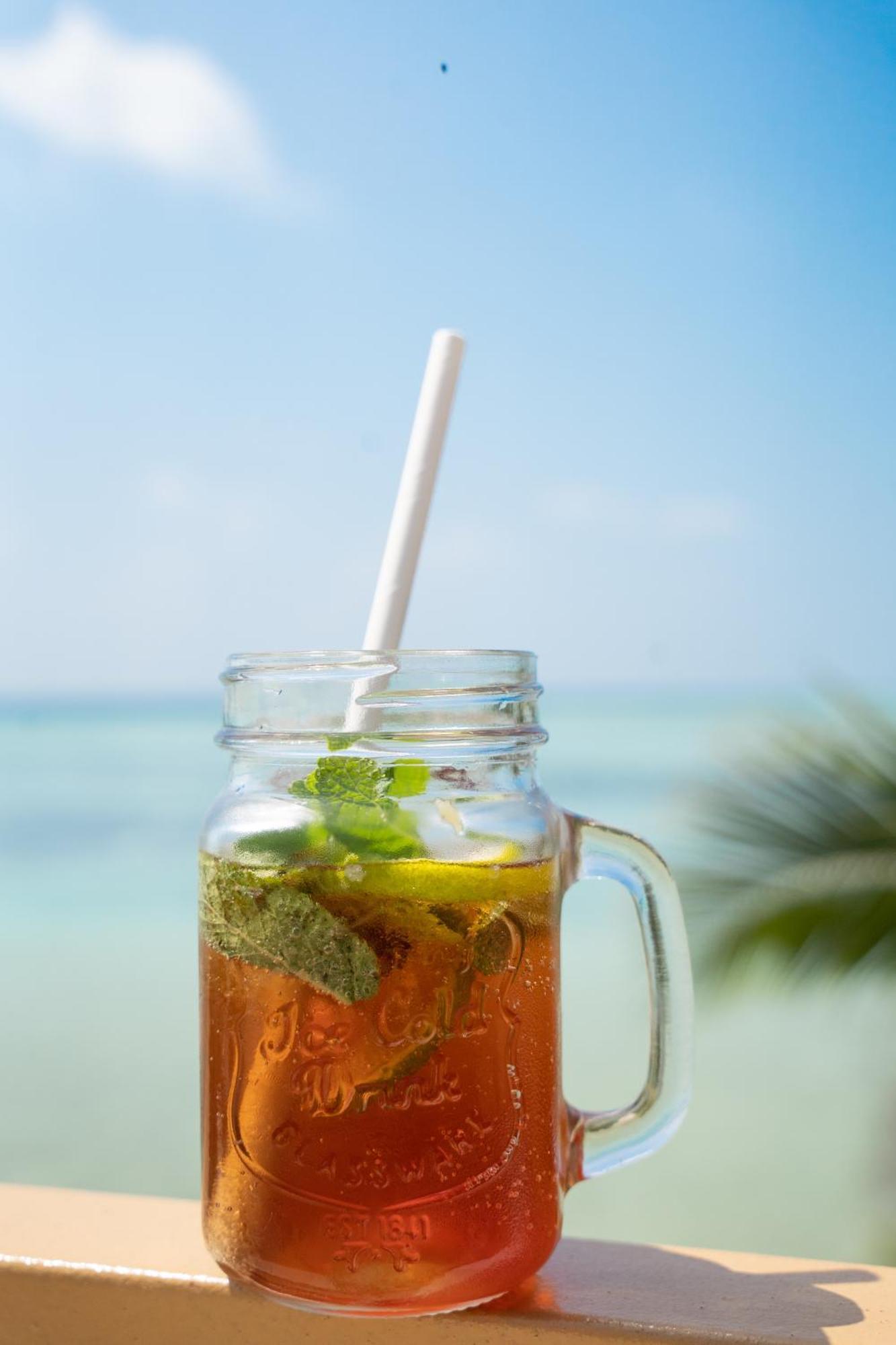 Hotel Manta Sea View Himandhoo Exterior foto