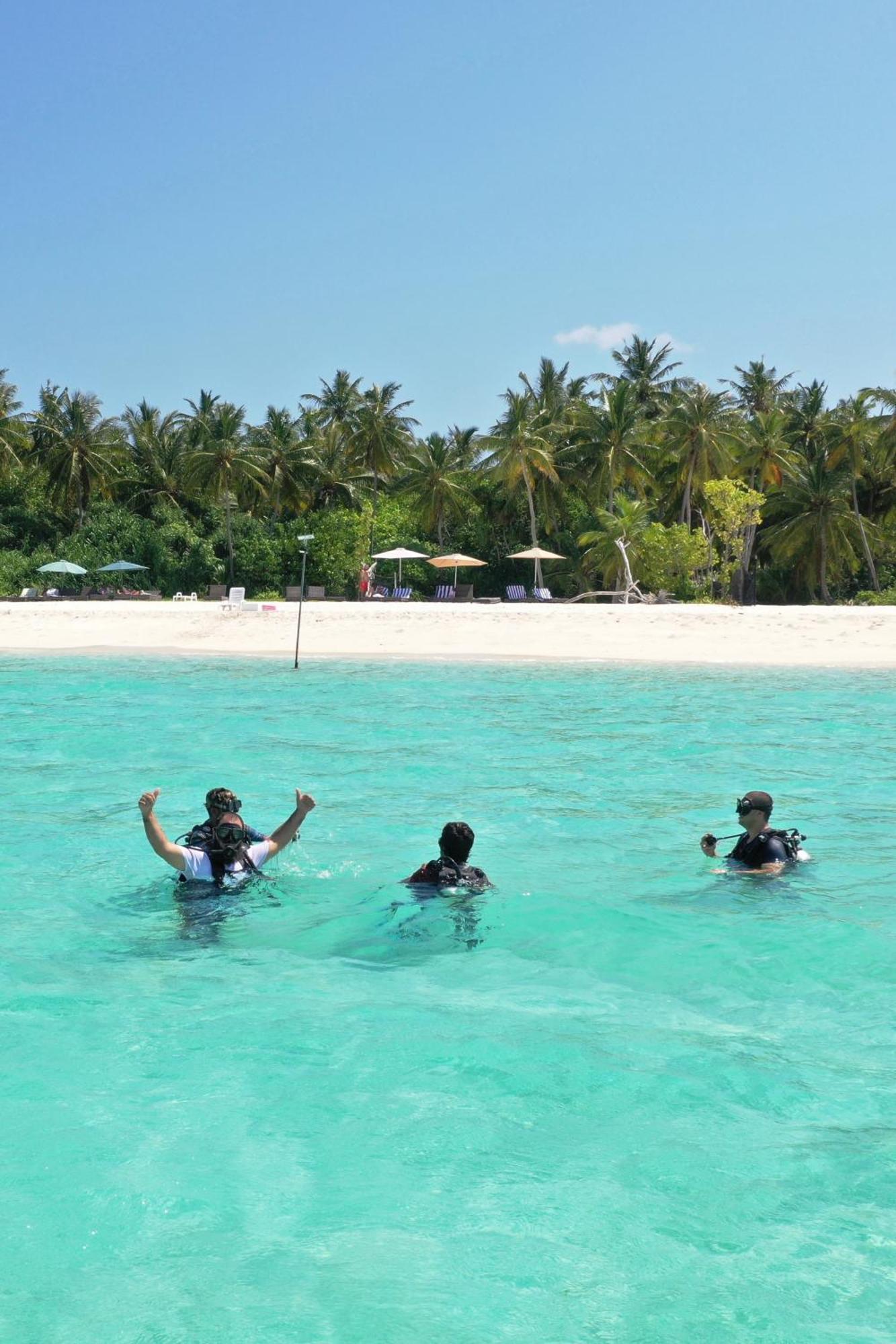 Hotel Manta Sea View Himandhoo Exterior foto