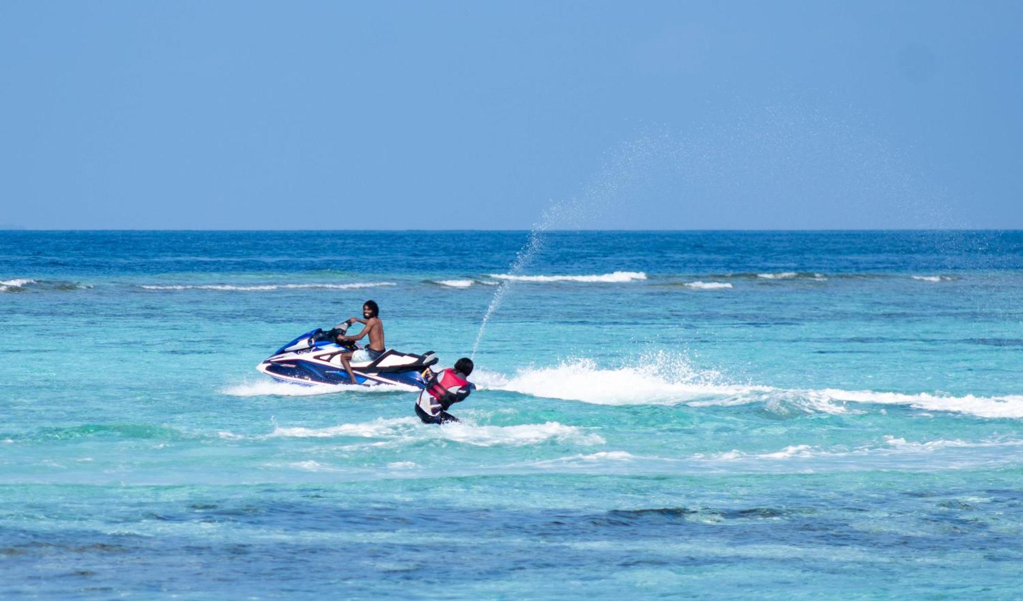 Hotel Manta Sea View Himandhoo Exterior foto